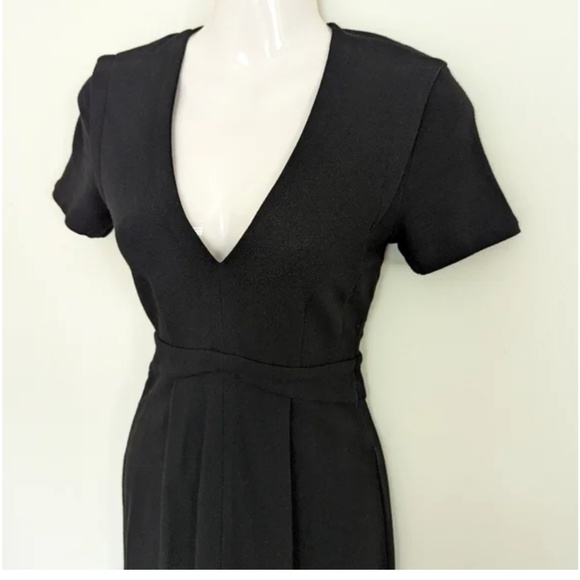 Aritzia babaton little black dress 0 - Picture 3 of 7